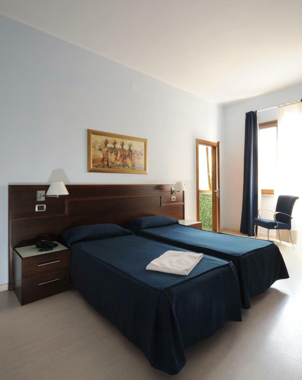 Panorama Hotel Syracuse Bagian luar foto